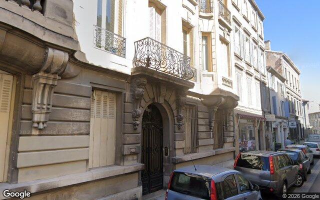 Façade : 17 rue des Lices, Avignon